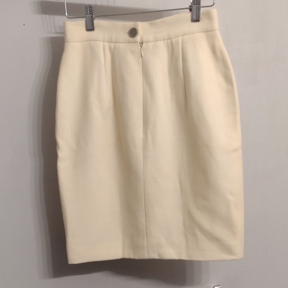 Dolce & Gabbana Cream Wool Crepe Pencil Skirt - Picture 3 of 9